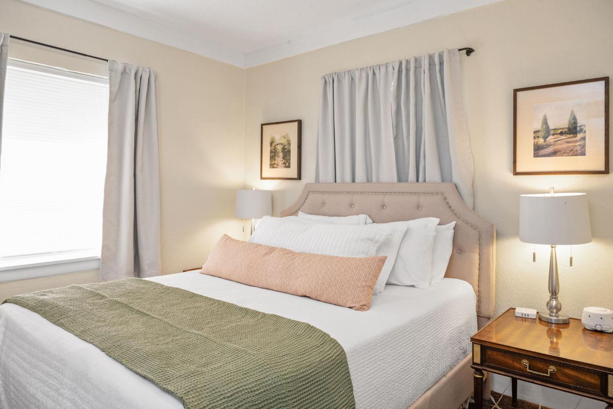 The Flats On Florida St - Super Comfy 2-Bedroom Apartments Mobile Eksteriør billede