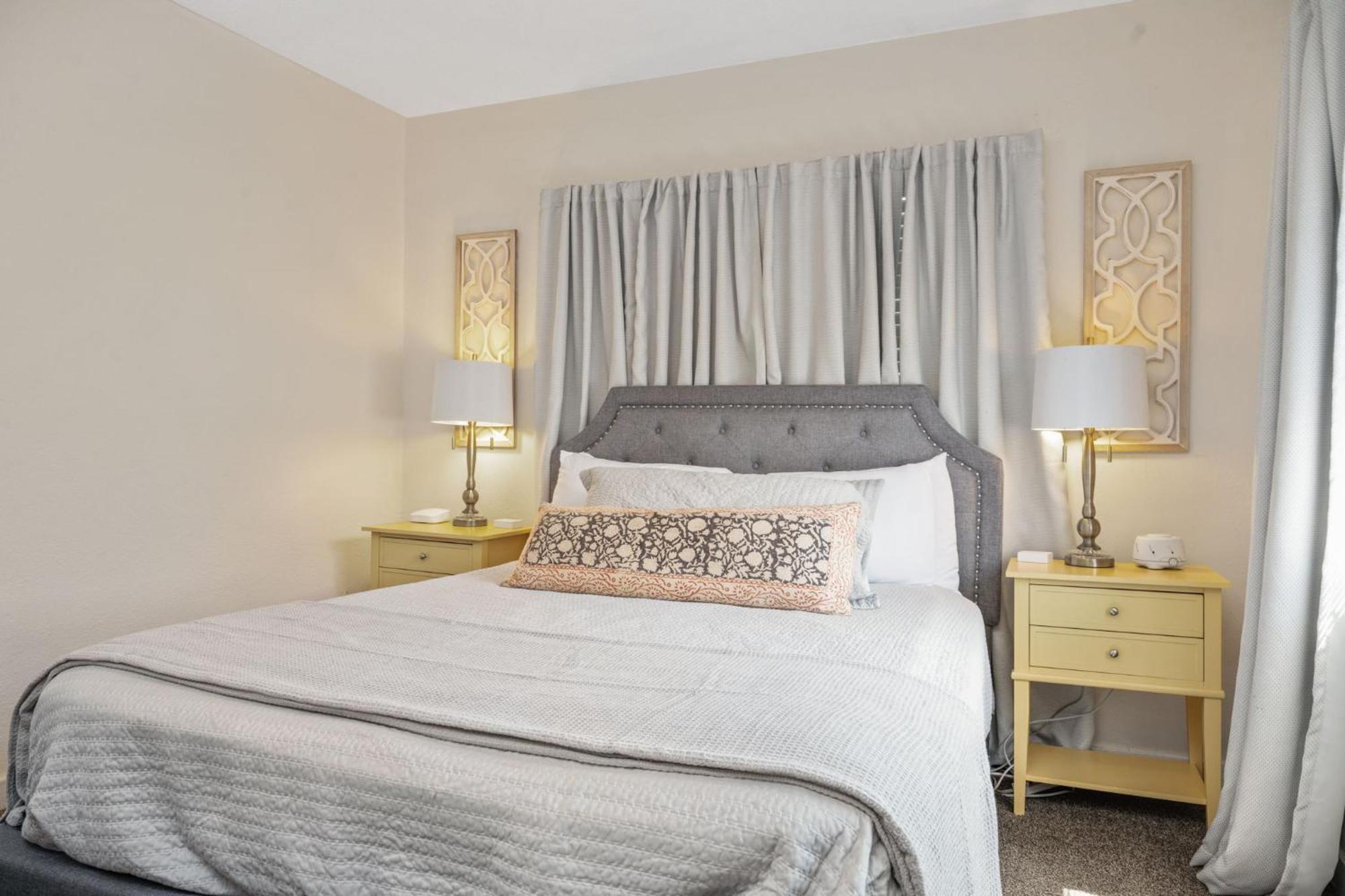 The Flats On Florida St - Super Comfy 2-Bedroom Apartments Mobile Eksteriør billede