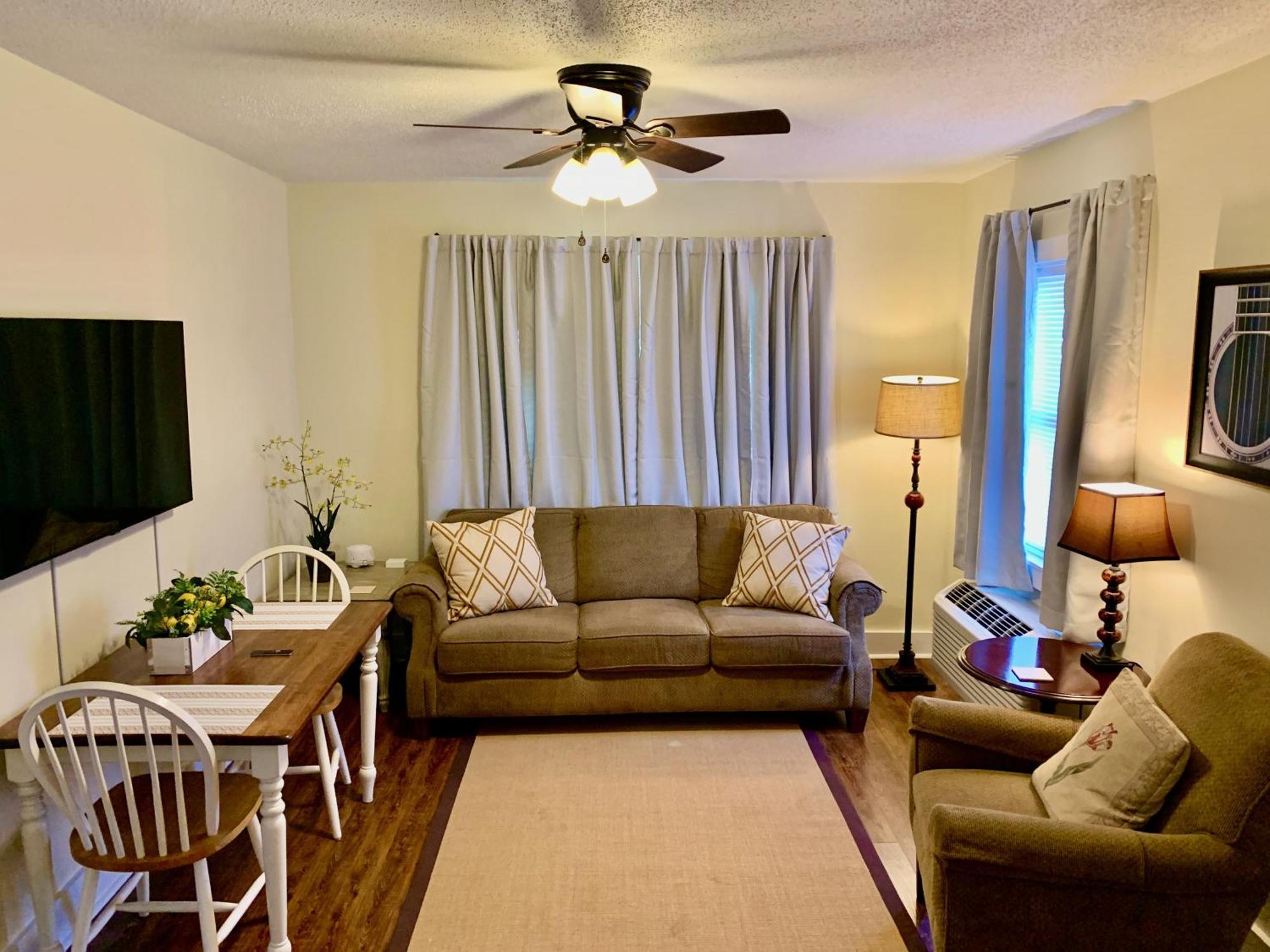 The Flats On Florida St - Super Comfy 2-Bedroom Apartments Mobile Eksteriør billede
