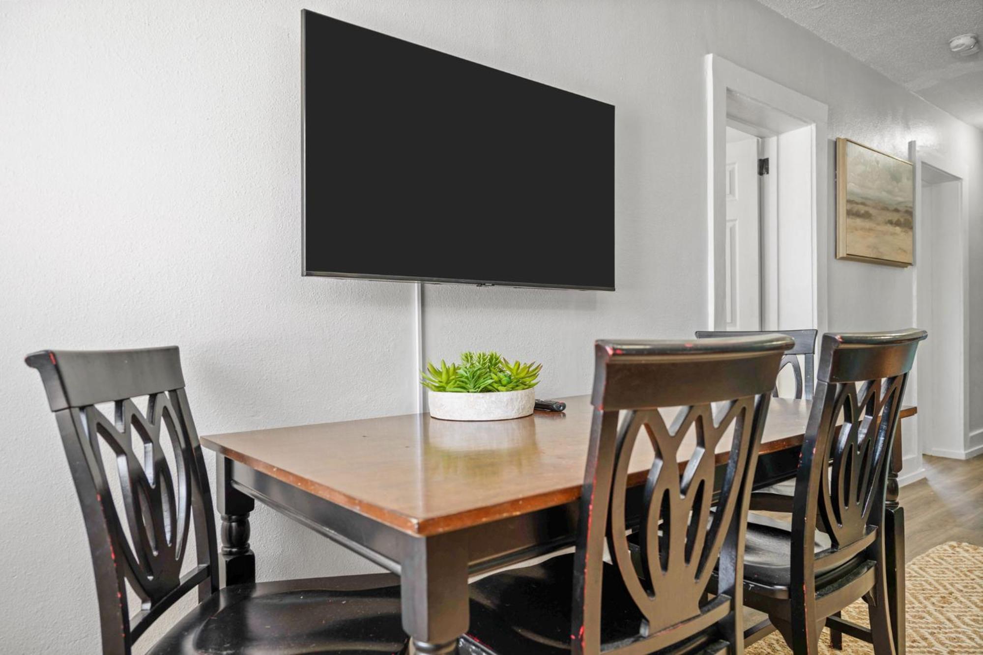 The Flats On Florida St - Super Comfy 2-Bedroom Apartments Mobile Eksteriør billede